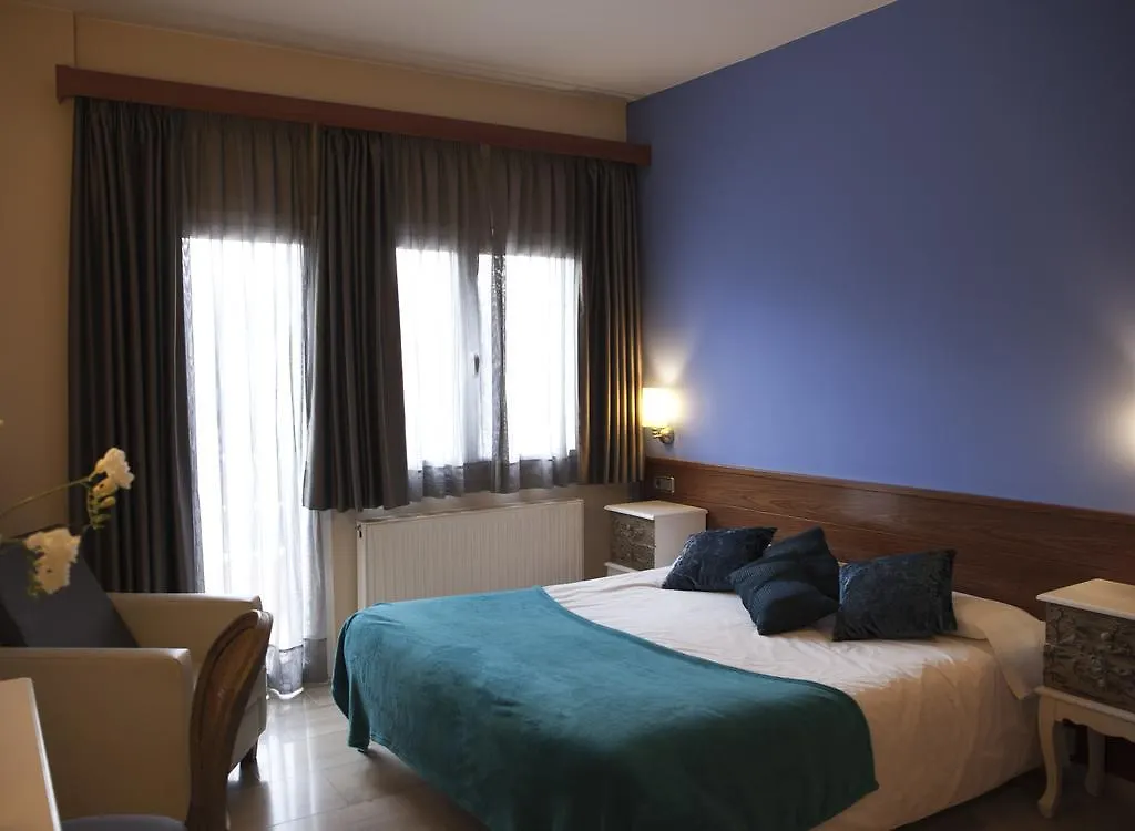 Hotel & Spa Can Josep Bot 2*,